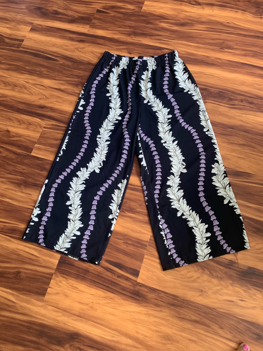 JW women’s pants
